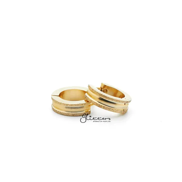 18K Gold IP Stainless Steel Hinged Hoop Earrings with Sand Sparkle Edges