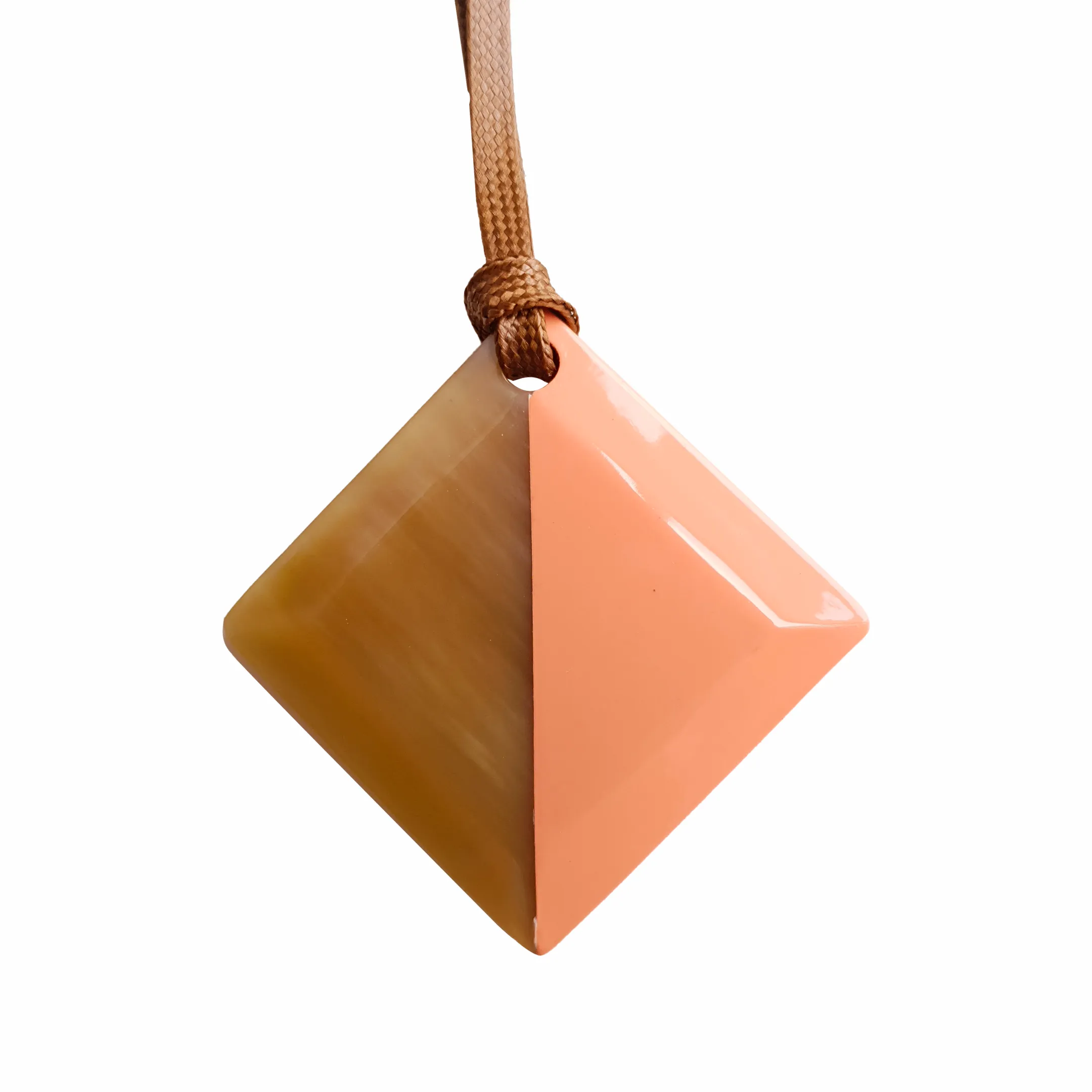 Handmade Pendant J17526, Made by Buffalo Horn and Lacquer