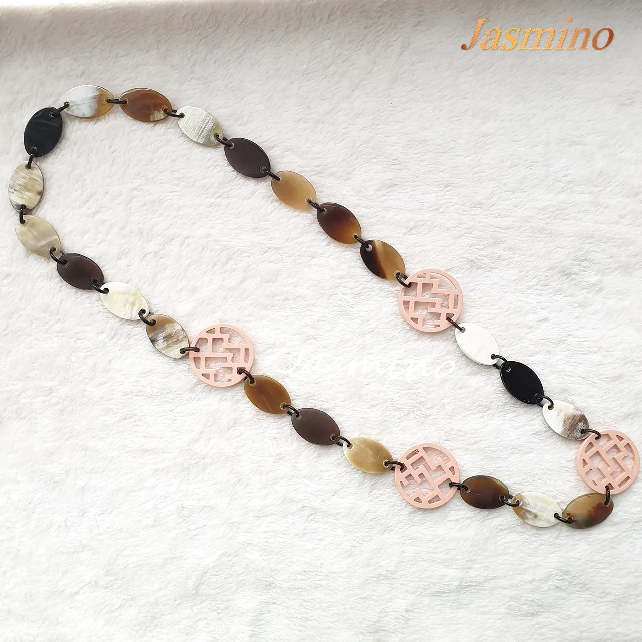 Natural Trendy Jewelry J17723, Made by Natural Buffalo Horn and Lacquer
