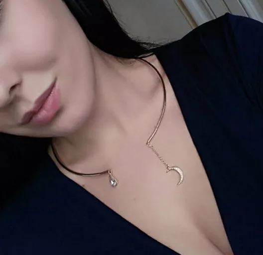 Stylish Open Gold Choker Necklace with Crystal Moon Pendant