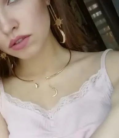 Stylish Open Gold Choker Necklace with Crystal Moon Pendant
